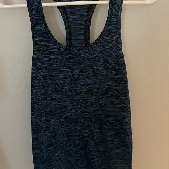 Lululemon swiftly tech Racerback - Picture 1 of 2